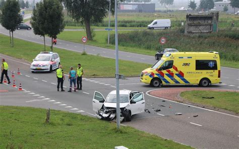 Gewonde Bij Flinke Aanrijding Tussen Twee Autos In Lelystad Flevopost