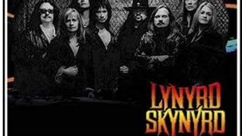 LEGENDARY LYNYRD SKYNYRD Performs FREE BIRD YouTube