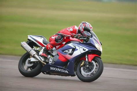 Honda Cbr Rr Fireblade Moto Zombdrive