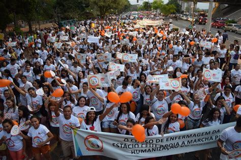 Iv Marcha Pela Humaniza O Do Parto Re Ne Milhares De Pessoas Em