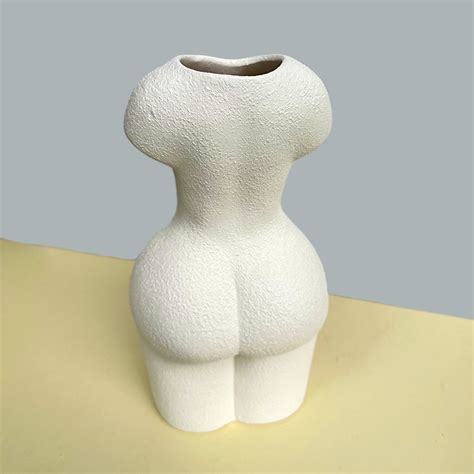 Vaza Ceramica Naked In Forma De Bust Femeie Decoratiune Artizanala