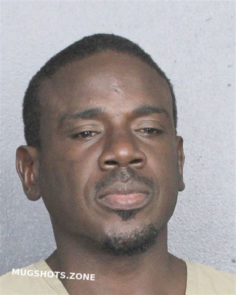 VEUS DEANGELO 04 16 2022 Broward County Mugshots Zone