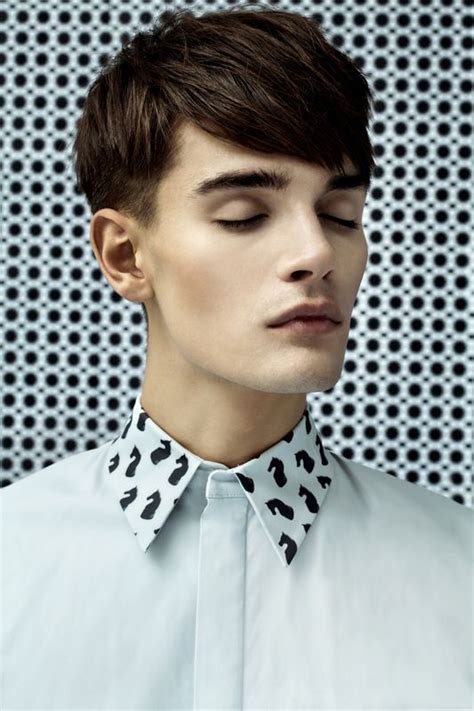 Joanna Startek Goes Minimalist For Spring Summer The Fashionisto