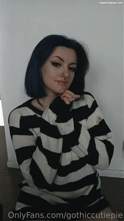 Gothiccutiepie Nude OnlyFans Leaks Fappening FappeningBook