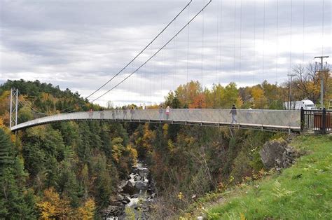 suspension bridge - Gorge de Coaticook