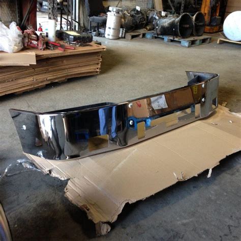 Find Freightliner Columbia New Front Chrome Bumper Aftermarket 04 03 02 01 00 99 98 In Owensboro