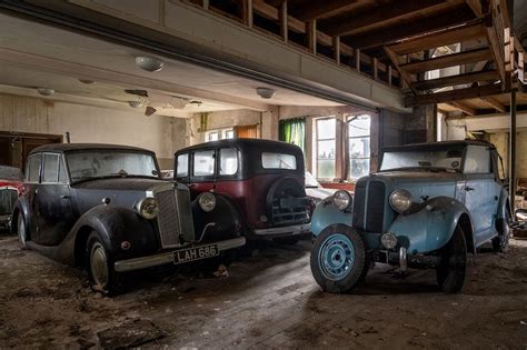 In A Row The Cars From The Gigantic Barn Find Techzle