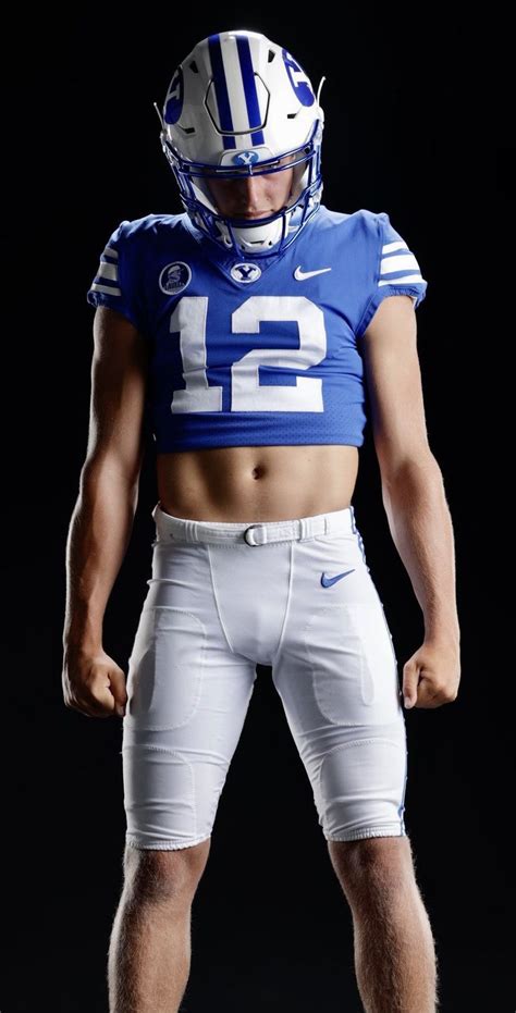 Pin By Eric Kern On Hot Sports Cute Football Players Cycling Attire Football Pants