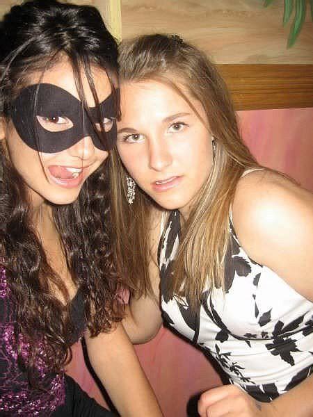 Naked Nina Dobrev In ICloud Leak Scandal