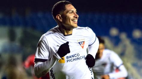 Paolo Guerrero Es Protagonista En El Triunfo De Ldu En Ecuador Atv