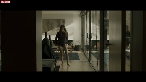 Naked Marta Etura In Offering To The Storm