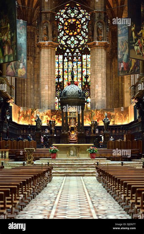 Choir and altar, Milan Cathedral, Milan, Lombardy, Italy Stock Photo ...