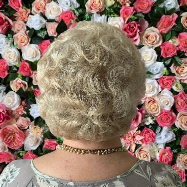 Pin By Pascalou On Mise En Plis Up Hairstyles Curly Perm Girls Be Like