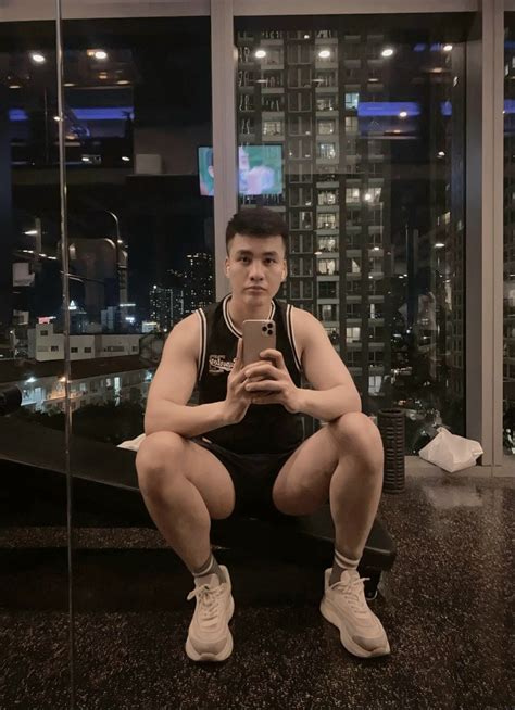 Ms Tín super vip m kg hàng khủng Mạnh Hà Model cung câp callboy trai gọi gay miền