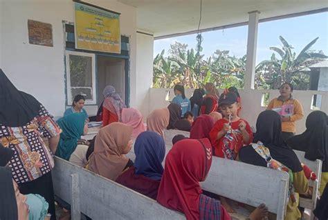 Kegiatan Posyandu Rutin Di Kampung Kb