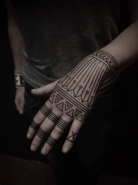 70 Incredible Geometric Tattoos To Get An Amazing New Look