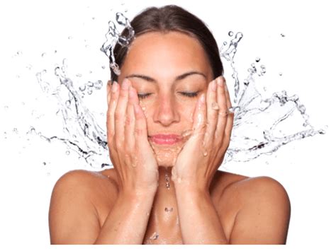 Washing Your Face In Cold Water Has Benefits