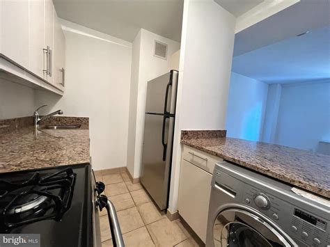 219-29 S 18th St Unit 1504, Philadelphia, PA 19103 - Room for Rent in ...