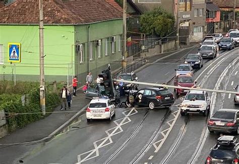 Accident Pe Strada Oa Ului N Cluj Napoca Se Circul Cu Vitez Mare