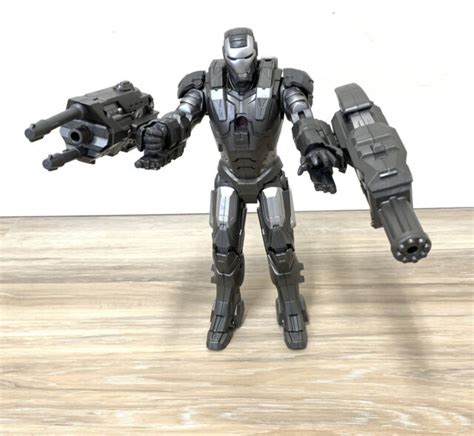 Hasbro Iron Man 2 Electronic Repulsor Power War Machine Mark I 2010 For