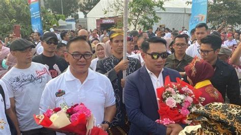 Datang Ke Acara Bogor Fest 2023 Di Pakansari Ridwan Kamil Tampil Necis