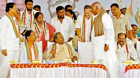 Siddaramaiah Congress Will Bring Yettinahole Water To Four Parched