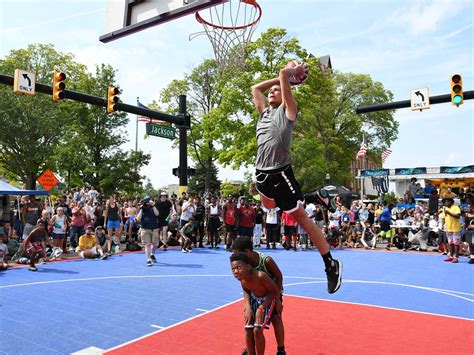 "Superman" Returns to Win CP Federal Slam Dunk Contest - JTV Jackson