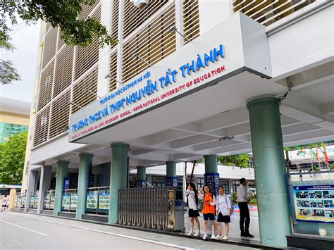 phút thăm hết trường hot ở quận có nhiều học sinh giỏi nhất Hà Nội Nơi được ví là Cambridge