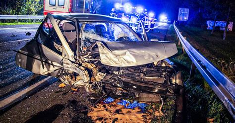 Unfall Auf L174 Bei Merzig Zwei Verletzte Und Zweimal Totalschaden