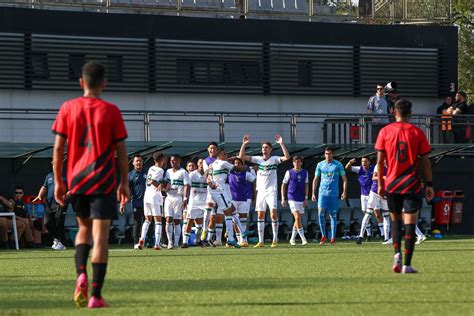 Paranaense Sub 20 Coritiba Vence O Athletico E Garante Vaga Na Final