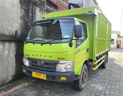 24rbKM BanBARU MURAH CDD Hino Dutro 130 HD Bak Sentral Besi Kayu 2021