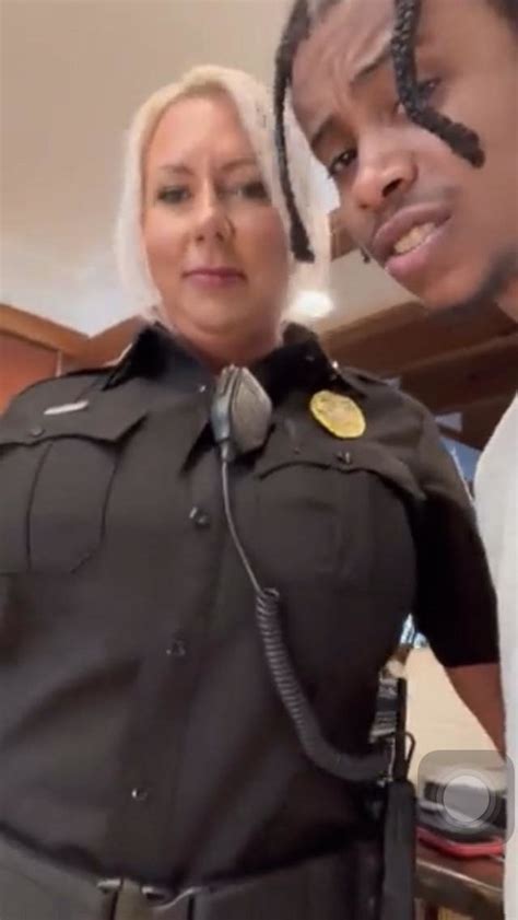 Who Is This Blonde Cop 2 Replies 1322640 NameThatPorn