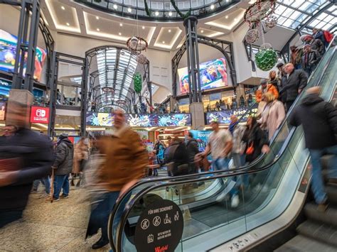 Centro Oberhausen Weltbekannter Mode Riese eröffnet Shop