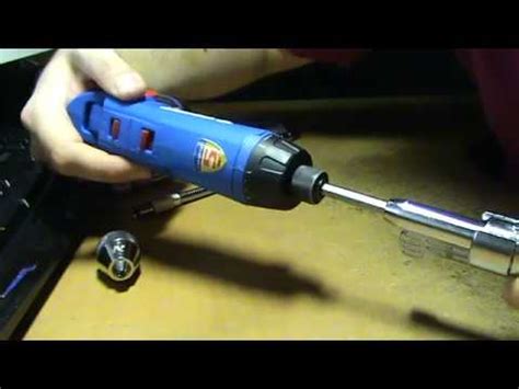 Закручивание шурупов и сверление в труднодоступных местах - YouTube