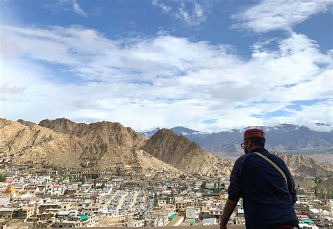 20+ Travel Hacks to Unlock Massive Savings on your Next Trip