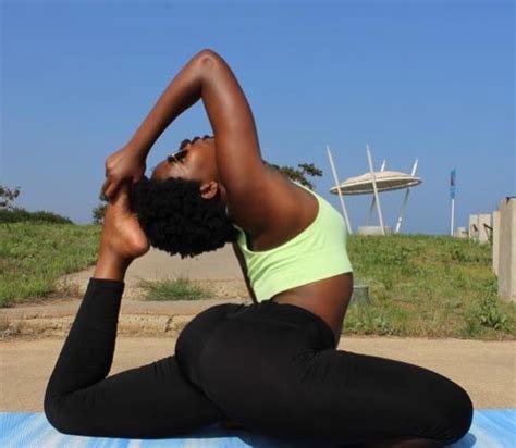 Flexible And Insanely Thick Yoga Pants Porn Hot Sex Photos