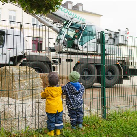 Ahoi In Der Grundschule Maxikraft Gruppe Kran Und Schwerlastlogistik