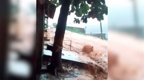 Vídeo Chuva Forte Deixa Ruas Do São José Do Vale Do Rio Preto Na