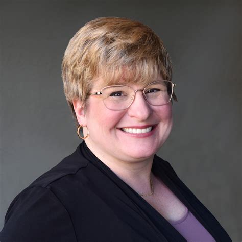 Laura Cochran's Instagram, Twitter & Facebook on IDCrawl