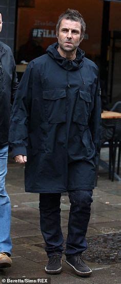 8 Liam Gallaghers Coats Ideas Liam Gallagher Liam Gallagher Oasis