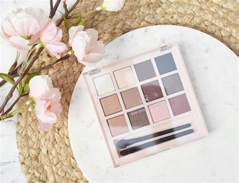 Catrice Blossom The Nude Collection Eyeshadow Palette ByAranka Nl