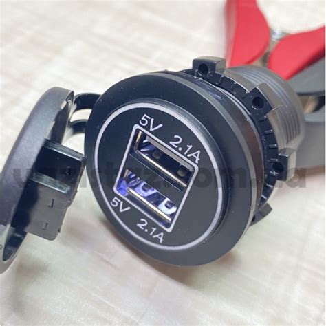 Встраиваемый USB разъем 2 по 2.1А 12 Вольт - 24 Вольта в панель ...
