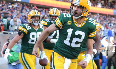 Aaron Rodgers Explains ‘i Still Own You’ Comment To Bears Fans