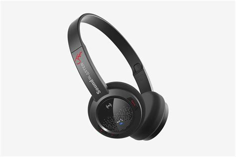 12 Best Bluetooth Wireless Headphones & Earbuds 2018