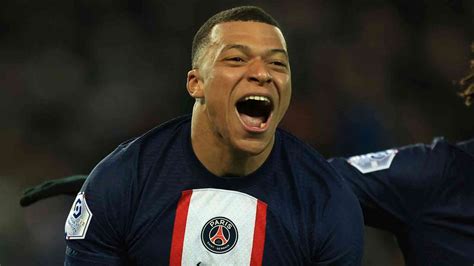 Kylian Mbappe Paris Saint Germain Accept World Record M Bid For