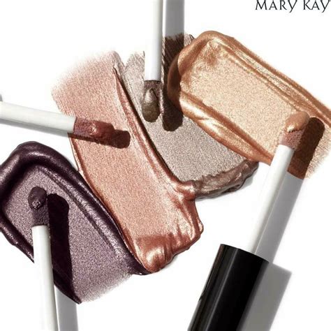 Enam Rate Y Deslumbra Con Las Sombras De Ojos L Quida Mary Kay