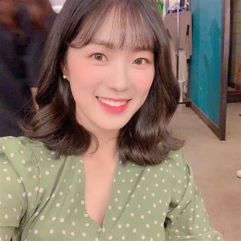 Kim Hye-yoon Height, Weight, Age, Body Statistics - Healthy Celeb