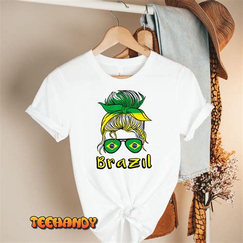 Brazilian Girl Brazil girls football Brasil Brazilian women T-Shirt