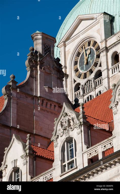 The Rathaus Or City Hall Of Hannover Germany Stock Photo Alamy