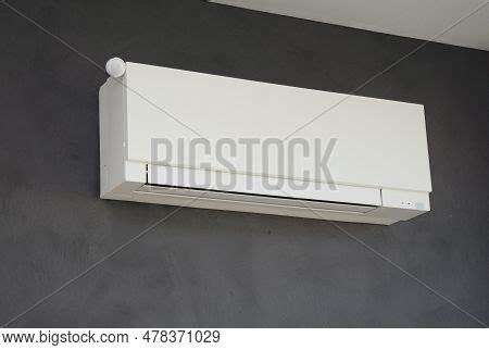 Wall Air Conditioner Image & Photo (Free Trial) | Bigstock